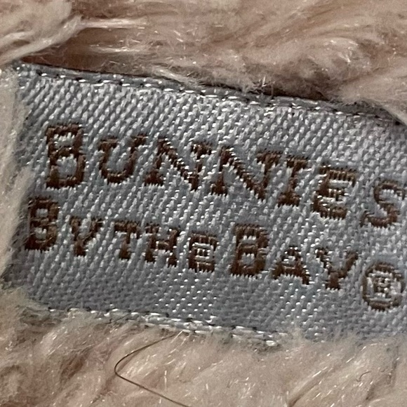 Bunnies by the Bay plush Dog - Picture 7 of 10